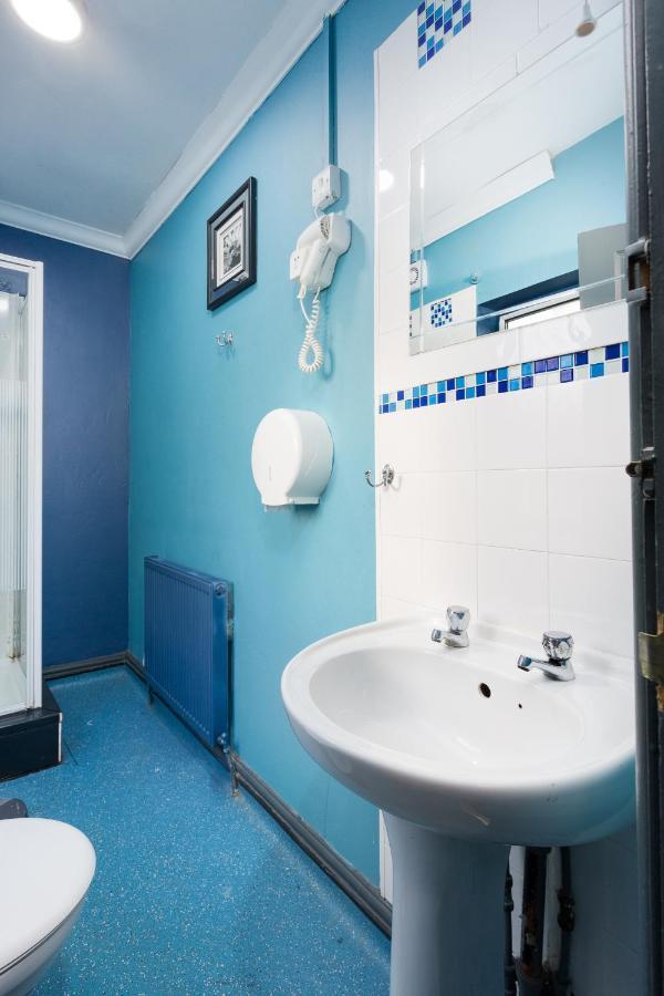 Russell Scott Backpackers - Sheffield Hostel Exterior photo