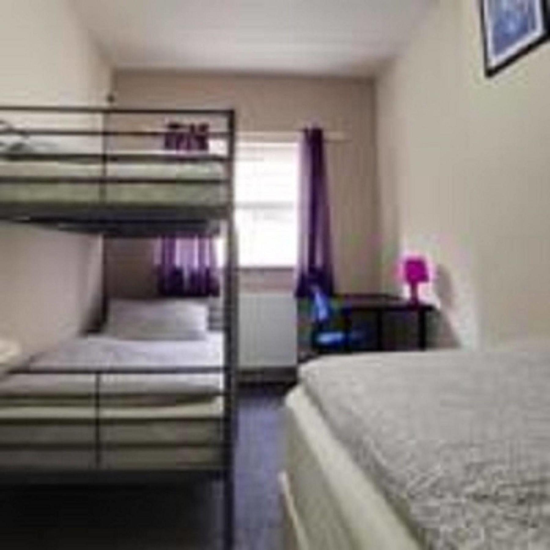 Russell Scott Backpackers - Sheffield Hostel Exterior photo